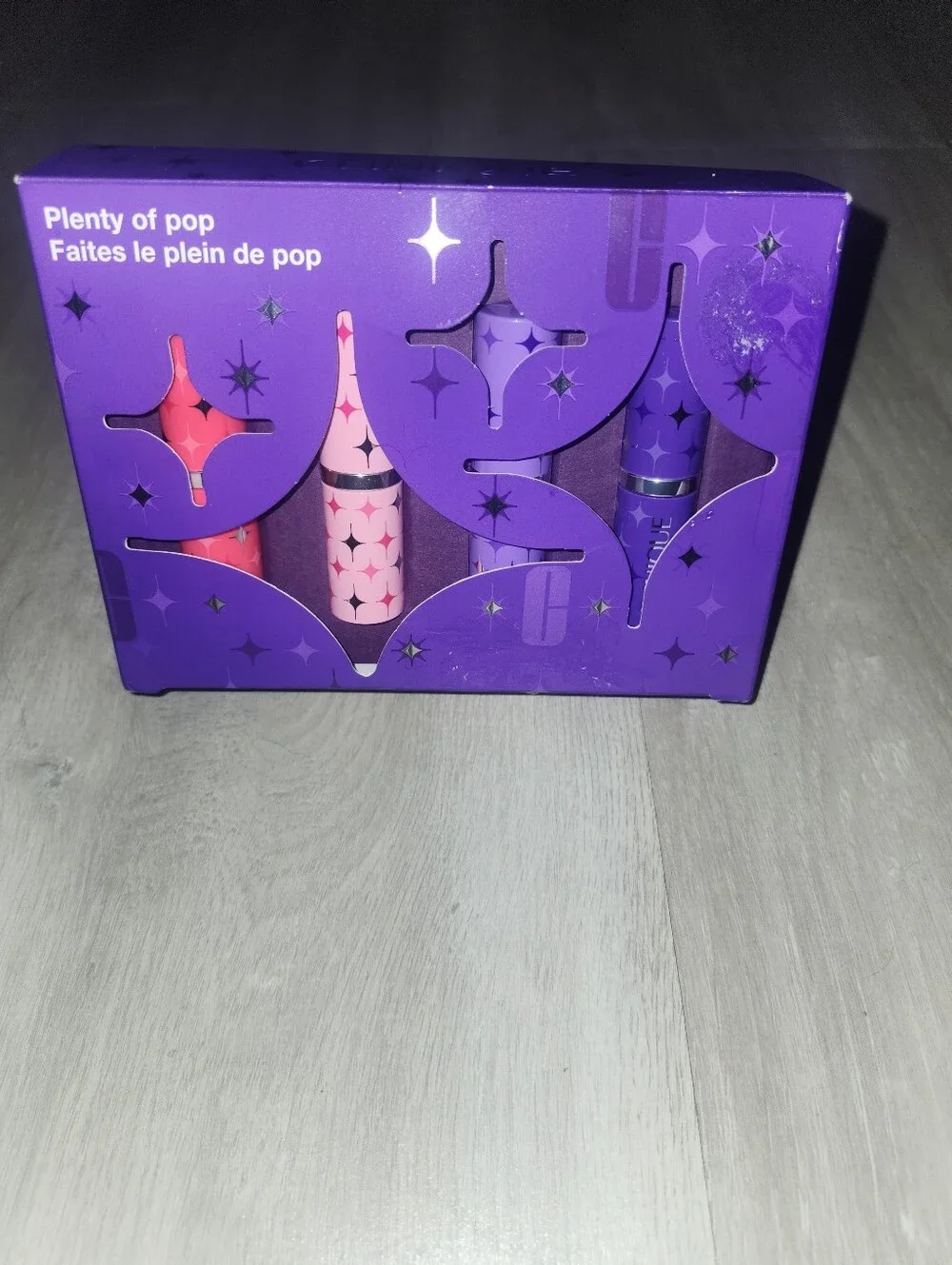 Clinique X Kate Spade Cosmetic Bag and 4 Plenty of Pop Lipsticks